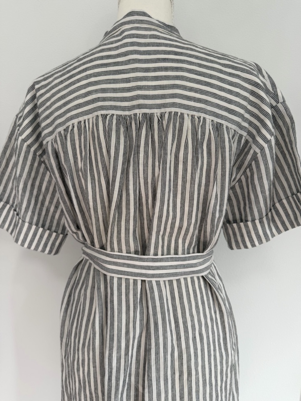FRAME Button Front Linen Striped Midi Dress Quiet Luxury Coastal Chic Size Small - Picture 10 of 11